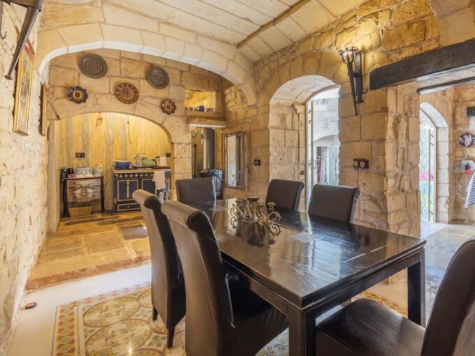 22644 | Naxxar | House of character