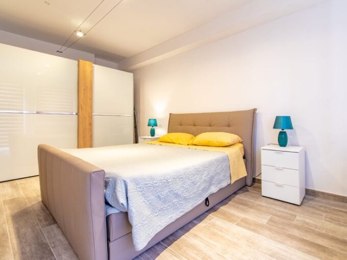 22841 | St Julians | Apartment